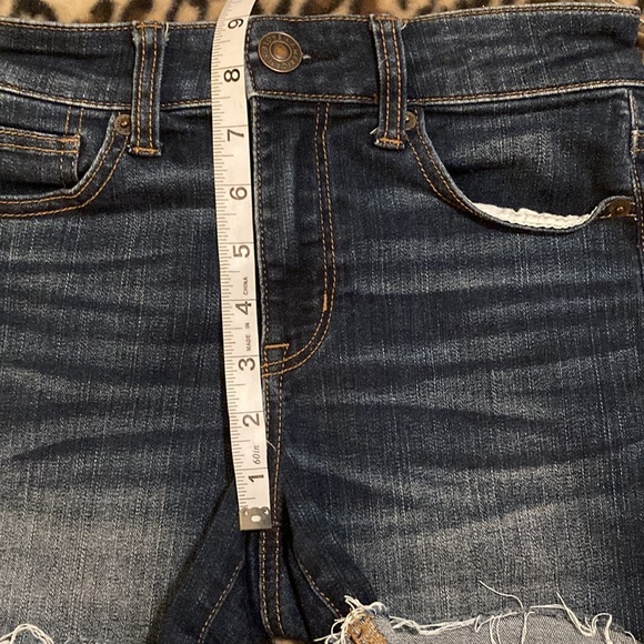 GUC AMERICAN EAGLE Shorts Women’s Size 0 AE Hi-Rise Shortie Distressed Shorts - Picture 9 of 10